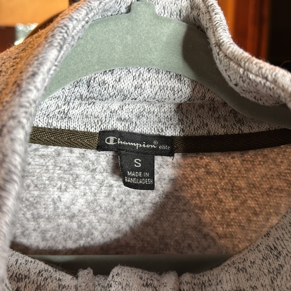 NWOT Champion Elite BYU 1/4 Button Pullover Sweater Men's Gray Size Small - Picture 5 of 7